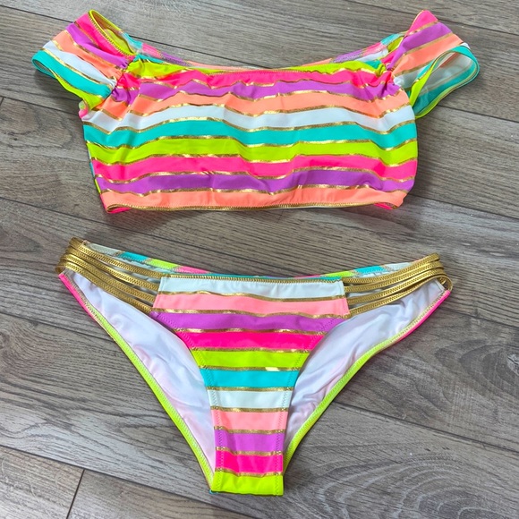 Victoria's Secret Other - Nwot Victoria’s Secret striped gold bikini M